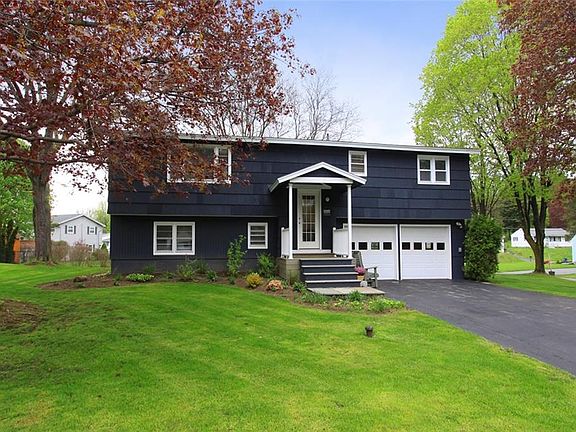 3rd image of 211 Canterbury Dr