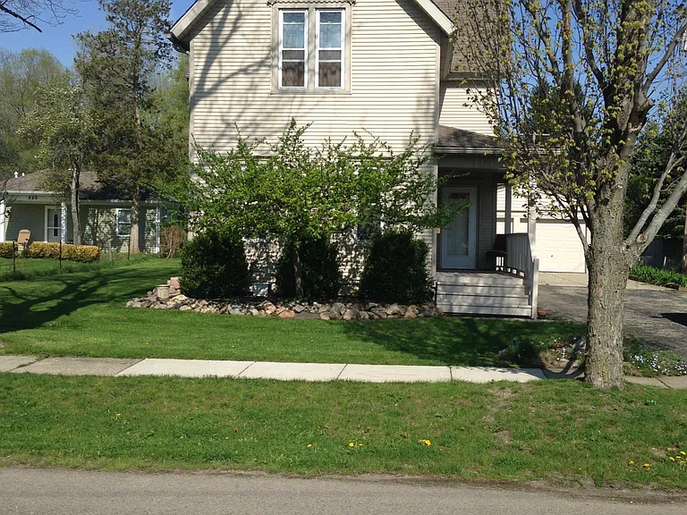 316 Bush St — Photo 2