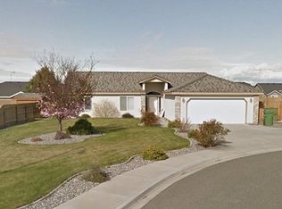 5706 Mulberry Dr, West Richland, WA