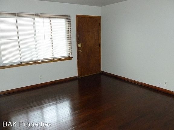 4th image of 5541 N Teutonia Ave APT 2