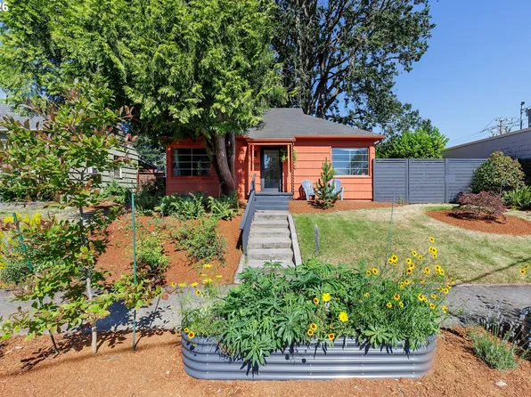 7475 N McKenna Ave, Portland, OR 97203