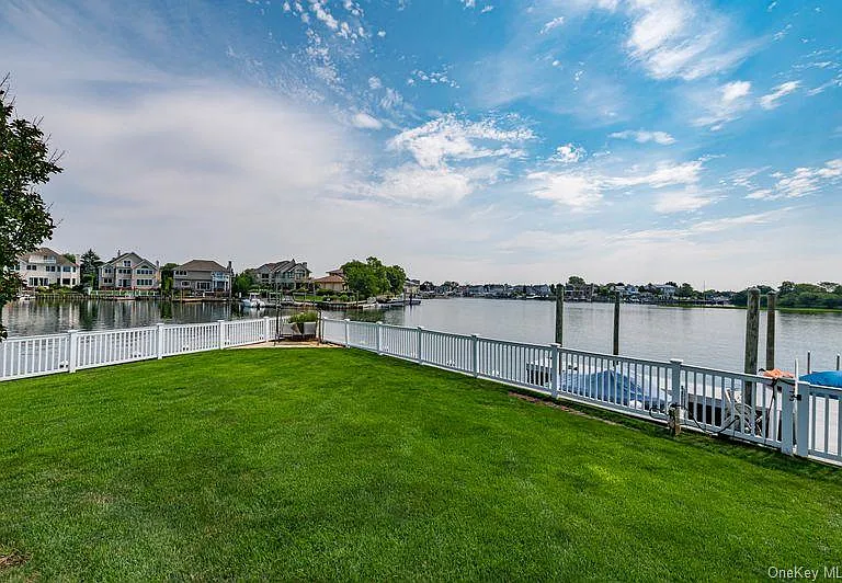 37 Crescent Cove Cir — Photo 43
