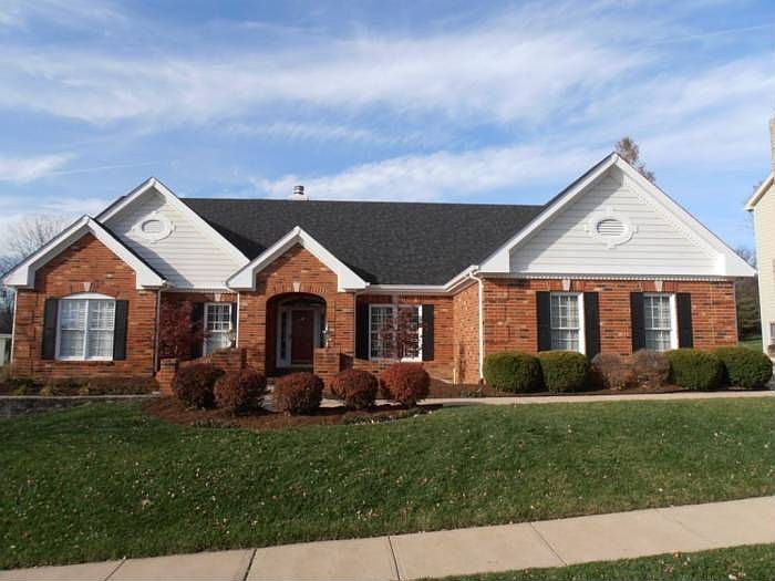 819 Courtwood Lane
