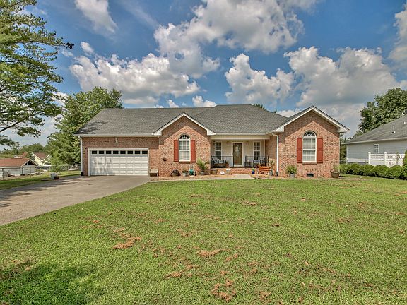 3rd image of 108 Canterbury Close
