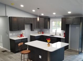 604 Lafayette Rd, North Kingstown, RI 02852