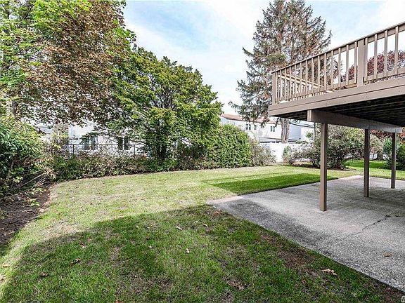 3rd image of 2047 Illona Ln
