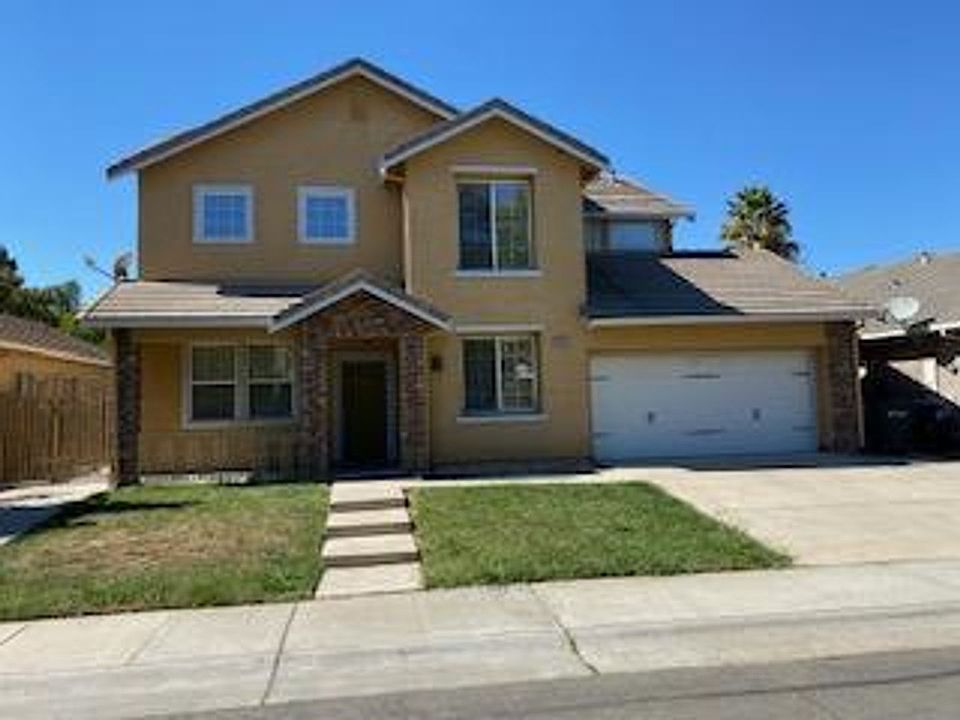 1st image of 2923 W River Dr