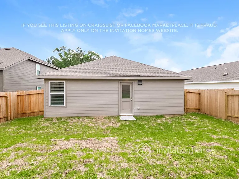 15215 Abella Dr — Photo 16