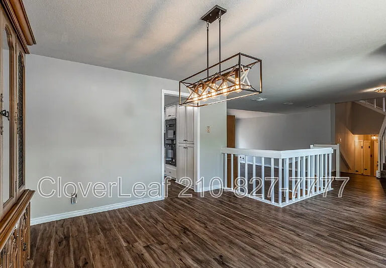 2907 Burnt Oak St — Photo 10