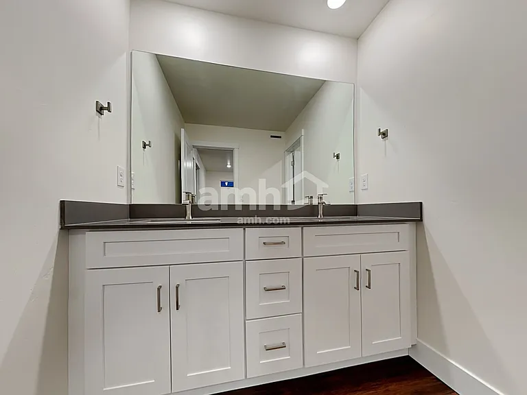 6678 Spriggel St — Photo 24