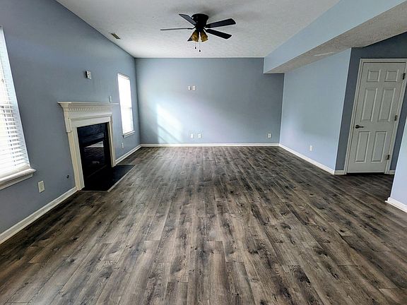 3rd image of 15197 Gallow Ln