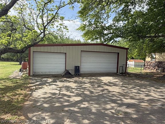 4th image of 6001 Military Rd