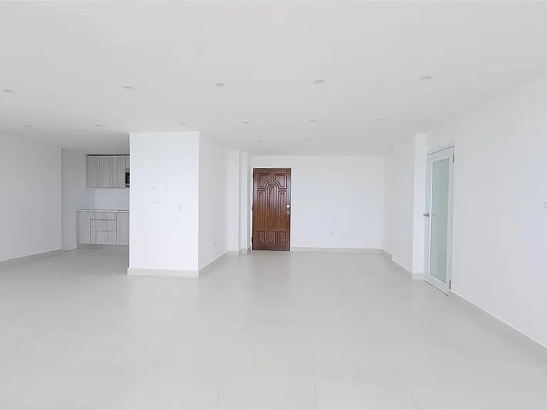 PH 807B Playa Dorada — Photo 3