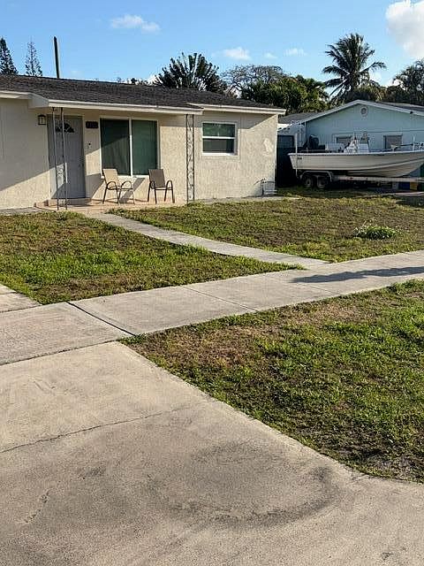 1st image of 320 Winged Foot Road