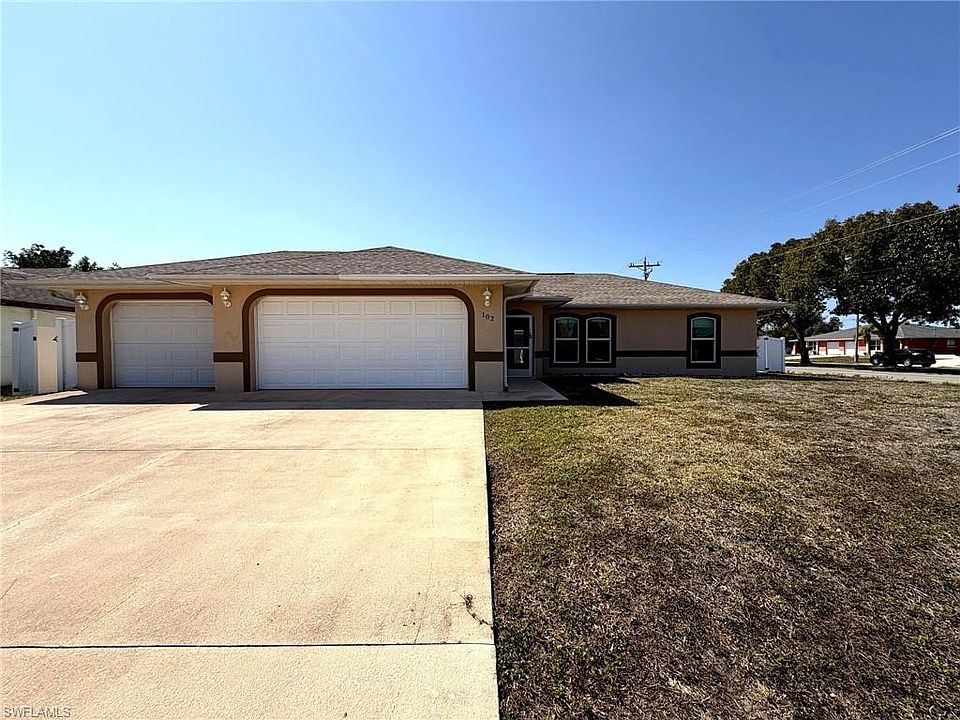 1st image of 102 SE 43rd LN