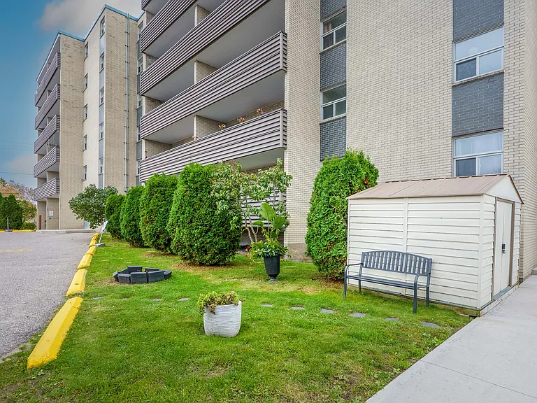 105 Giroux St #101 — Photo 24