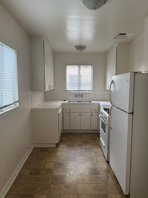 1st image of 4119 Los Feliz Blvd #1