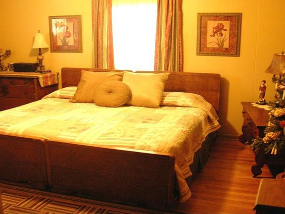 4th image of 2811 Cassell Dr