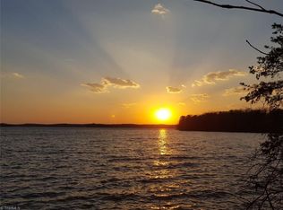 1000 Scout Rd, Lexington, NC 27292