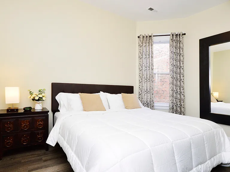 2904 W Diversey Ave #2 — Photo 12