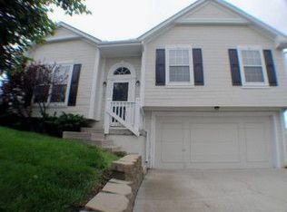 1001 SE Kings Cross Rd, Blue Springs, MO 64014