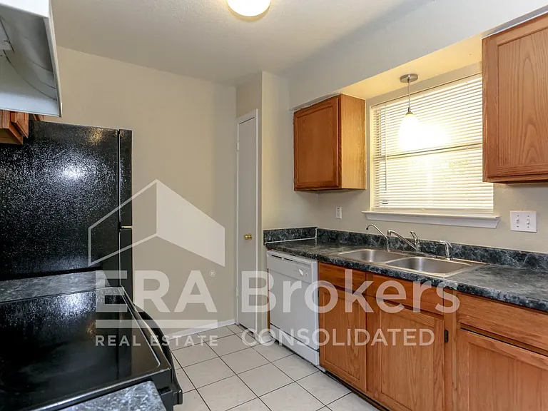 4903 Ridge Cir — Photo 10