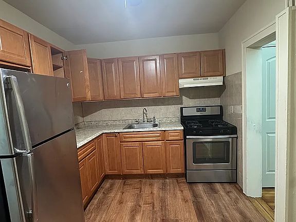 2nd image of 1327 College Point Blvd #1