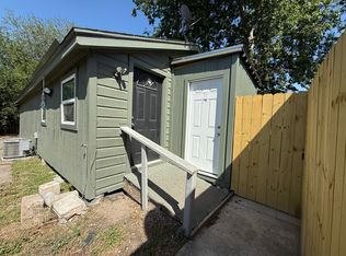 1606 16th St #B, Corpus Christi, TX 78404