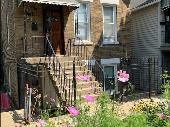 3727 S Wood St Floor Basement, Chicago, IL 60609