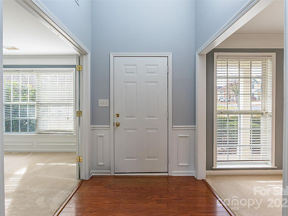 5th image of 11318 Glenstone Ct