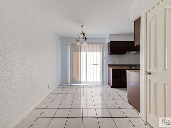 2nd image of 15B Palmetto Ct