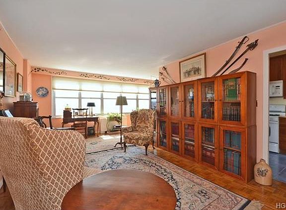 5th image of 555 Kappock St APT 22B