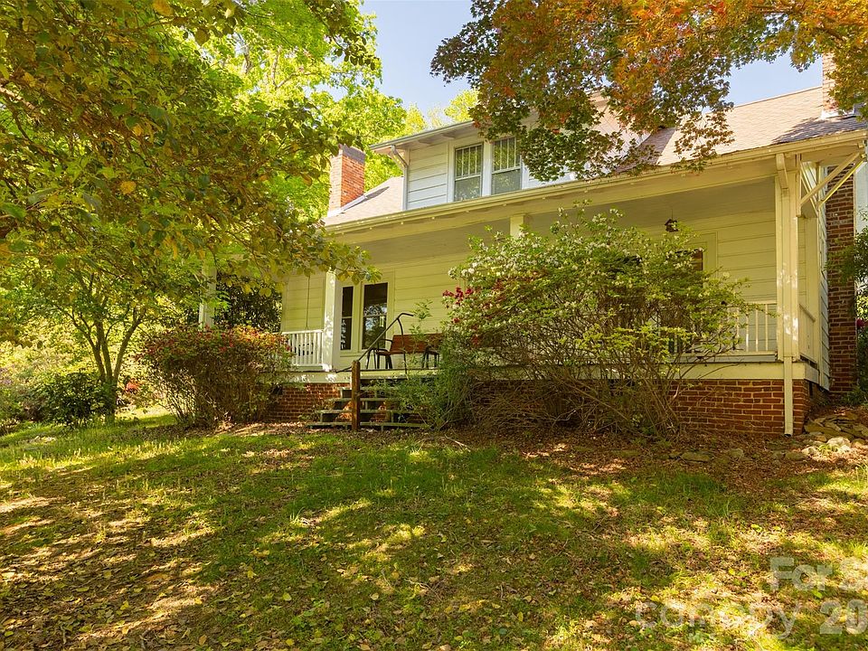 1st image of 484 Yancey Rd