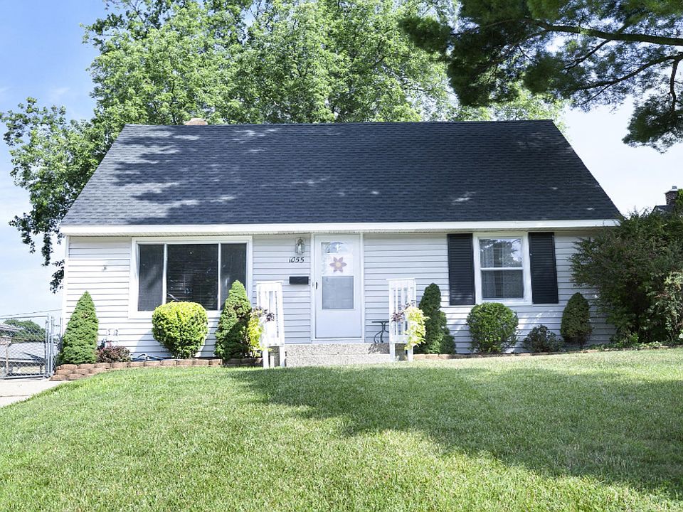1st image of 1055 Washtenaw Dr NE