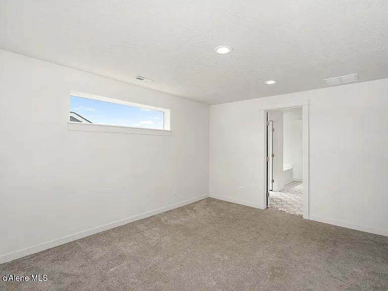 3921 N Lynn St — Photo 15