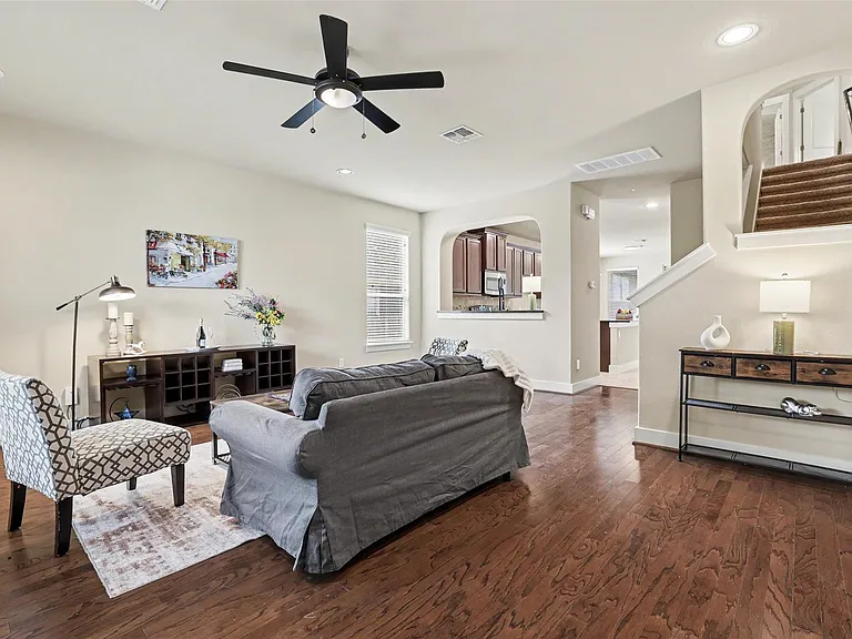 3319 Dalton St — Photo 4