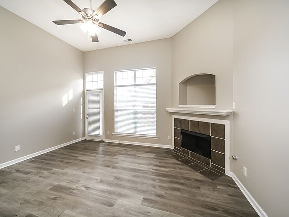 5th image of 7146 Queens Crown Ct