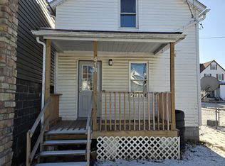 418 1/2 Longfellow St, Vandergrift, PA 15690