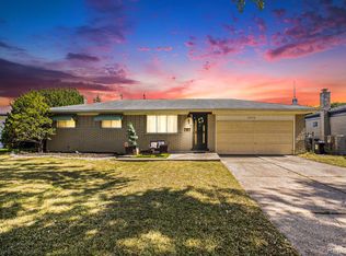 33076 McCoy Dr, Sterling Heights, MI 48312