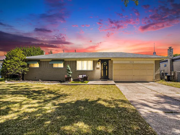 33076 McCoy Dr, Sterling Heights, MI 48312