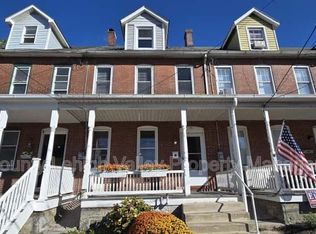 45 Evergreen St, Nazareth, PA 18064