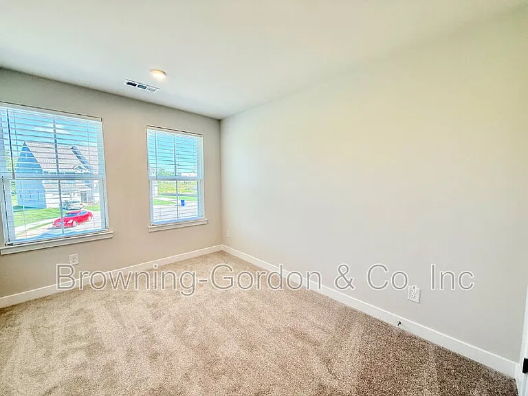 321 Brightsmith Ln #A — Photo 12