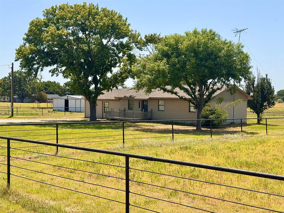 1st image of 207 County Road 3214