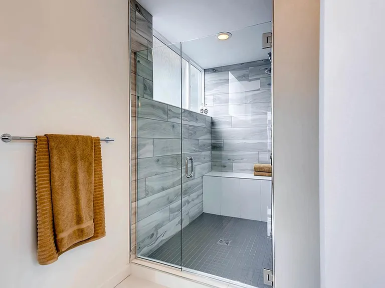 515 Ward St #D — Photo 3