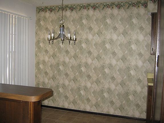 4th image of 1475 Brittany Ln APT 24