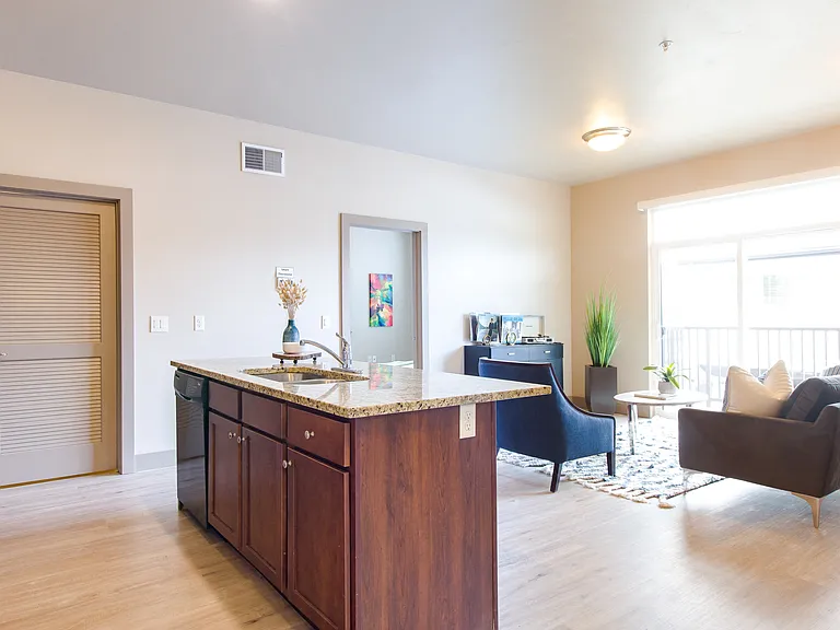 Sugar House Apartments By Urbana — Photo 12