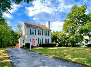 9617 Fireside Dr, Glen Allen, VA 23060