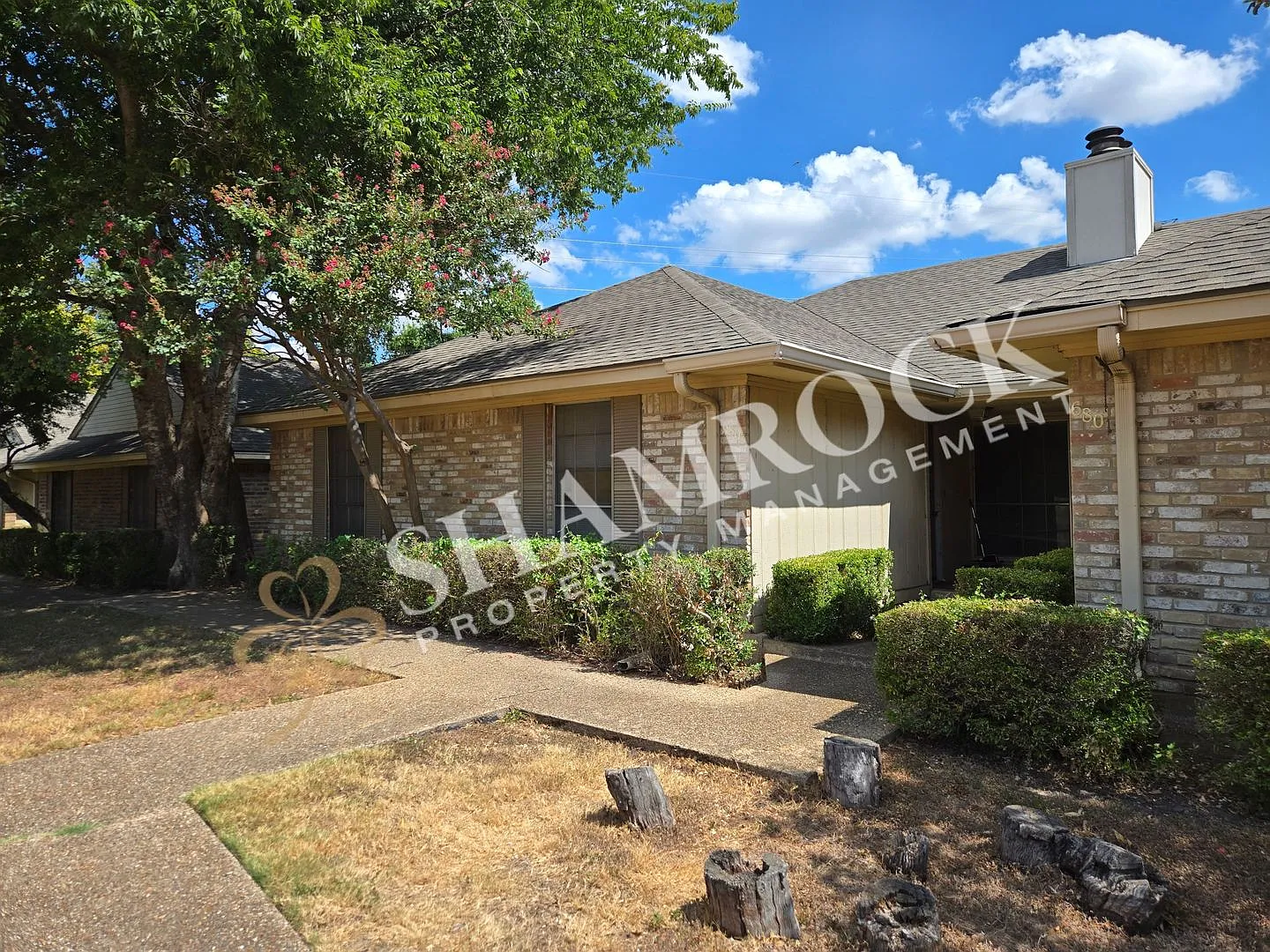 Old Briarstown Duplex — Photo 1