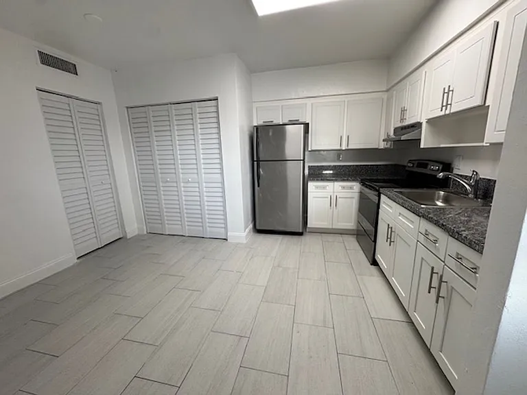 3720 SW 59 Ave Davie, FL 33314 — Photo 2