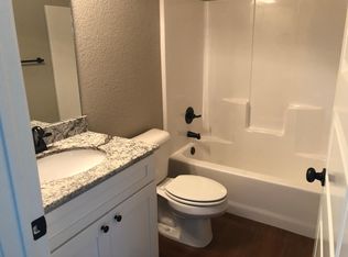 740 Captain Reid Ln, Prairie Grove, AR 72753